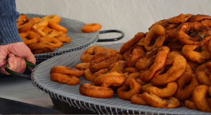 Bunyols-de-carabassa Valencia gastronómica: platos tradicionales que debes probar